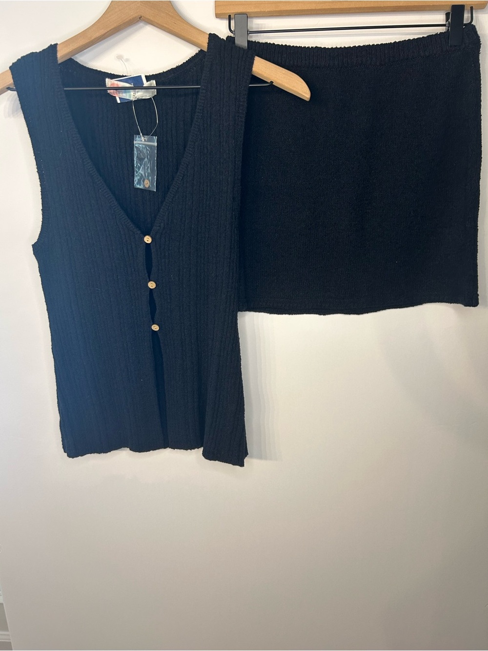*NWT* Free People Women’s FP Beach Black Rhea Sweater Set w/ Top and Skirt, XS - Picture 3 of 15